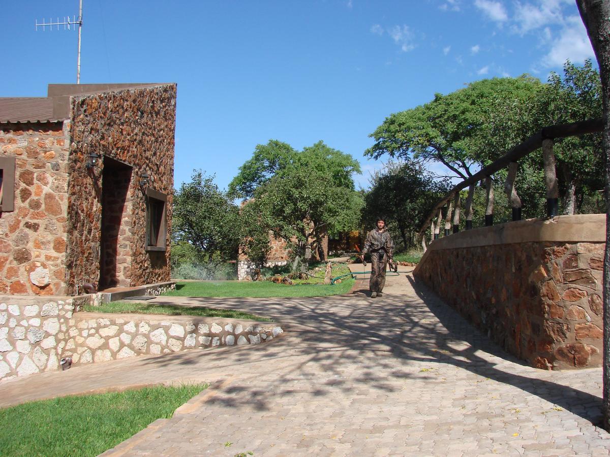 Onduri Lodge Outjo Dış mekan fotoğraf